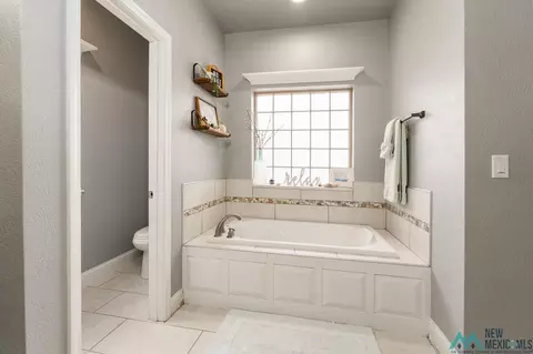 Bath - 1678 Sr 209, Clovis, NM 88101 photo 10 of 11