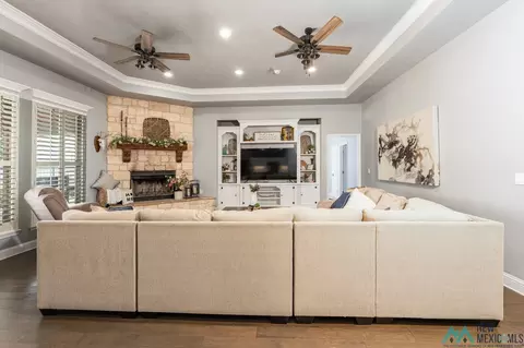 Living - 1678 Sr 209, Clovis, NM 88101 photo 2 of 2