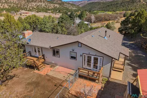 20 N Oakwood Ln, Raton, NM 87740