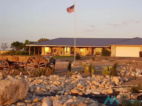 2 Riverview, Roswell, NM 88201