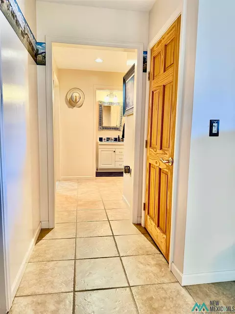 Entry Way - 27 Metate, Datil, NM 87821 photo 3 of 3
