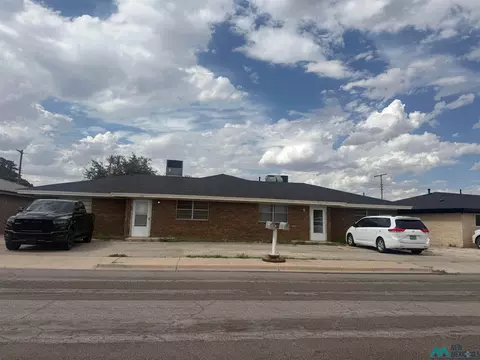 716 W Silver Dr, Hobbs, NM 88240