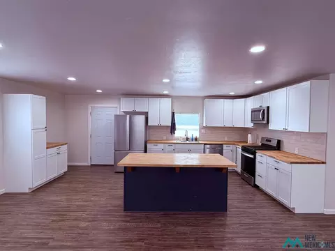 Kitchen - 709 E 3rd St, Truth Or Consequences, NM 87901 photo 1 of 6