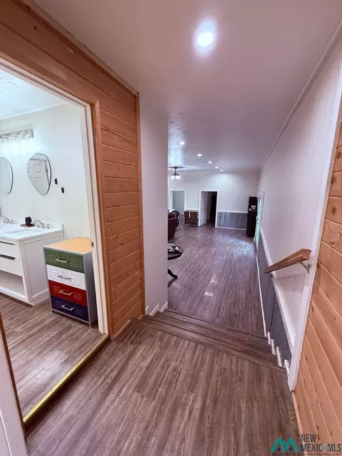 Entry Way - 709 E 3rd St, Truth Or Consequences, NM 87901 photo 4 of 7