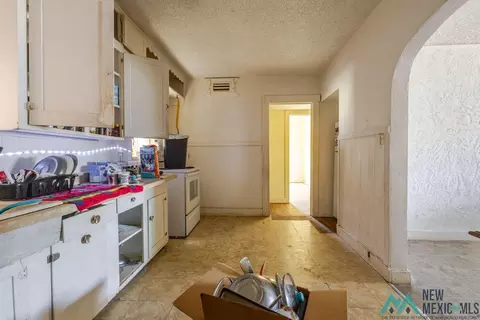 Kitchen - 1308 N Merriwether St, Clovis, NM 88101 photo 3 of 5