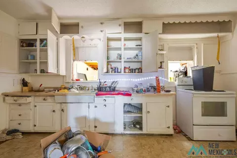 Kitchen - 1308 N Merriwether St, Clovis, NM 88101 photo 5 of 5