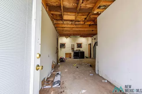 Entry Way - 1308 N Merriwether St, Clovis, NM 88101 photo 4 of 6