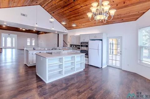 Kitchen - 586 Sr 523, Clovis, NM 88101 photo 4 of 4