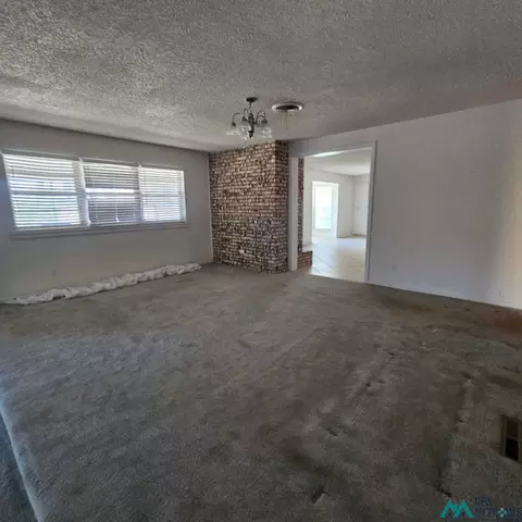 Living - 1908 Enloe Dr, Clovis, NM 88101 photo 1 of 9