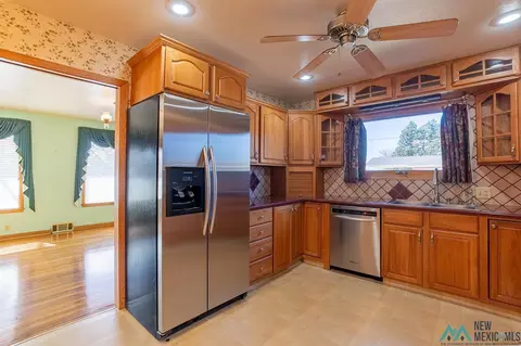 Kitchen - 1200 E 21st St, Clovis, NM 88101 photo 2 of 3