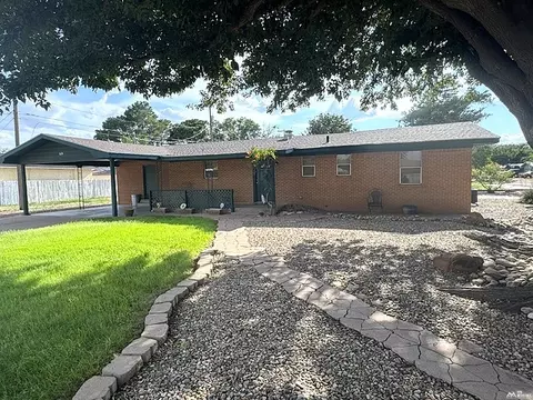1620 S Ave F, Portales, NM 88130