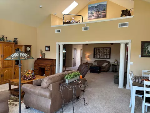 Living - 931 State Road 77, Clovis, NM 88101 photo 4 of 9