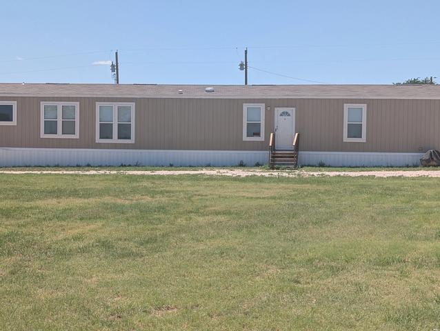 588 Chalk Hill Rd, Portales, NM 88130