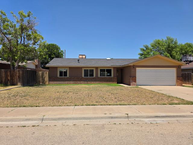 2102 Bullock Ave W, Artesia, NM 88210