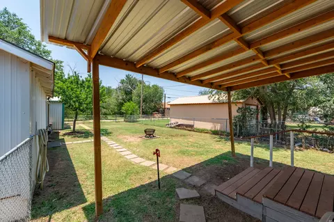 Exterior - 812 N Walnut St, Clovis, NM 88101 photo 12 of 15