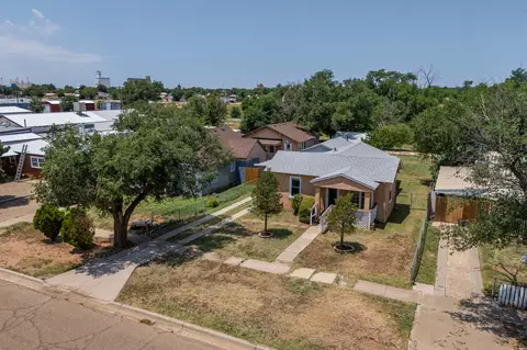 View/Area - 812 N Walnut St, Clovis, NM 88101 photo 2 of 11