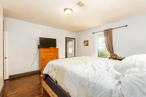 Bedroom - 812 N Walnut St, Clovis, NM 88101 photo 6 of 6