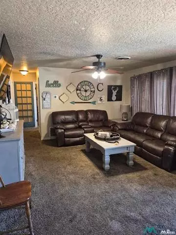 Living - 113 Mesa Ave, Clovis, NM 88101 photo 1 of 1