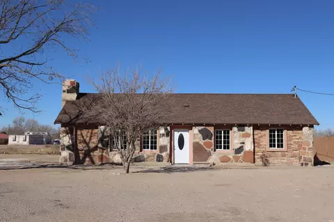 509 W 16th St, Roswell, NM 88201