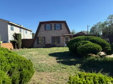 1116 Mckay St W, Carlsbad, NM 88220