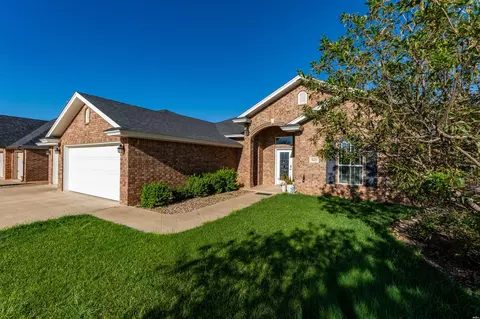 Exterior - 520 Providence Cir, Clovis, NM 88101 photo 9 of 15