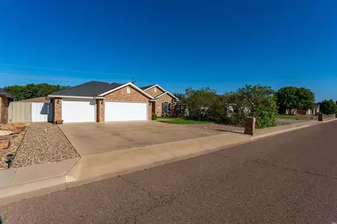 Exterior - 520 Providence Cir, Clovis, NM 88101 photo 11 of 15