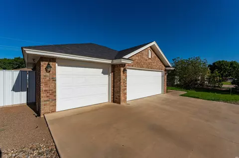 Exterior - 520 Providence Cir, Clovis, NM 88101 photo 14 of 15