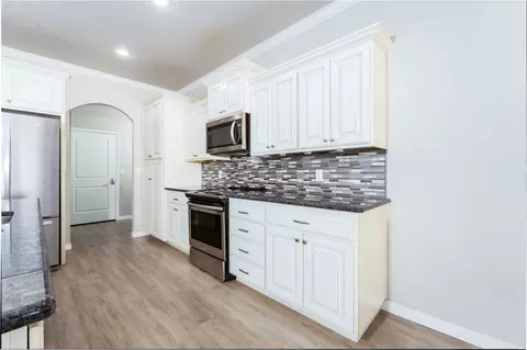 Kitchen - 520 Providence Cir, Clovis, NM 88101 photo 1 of 4