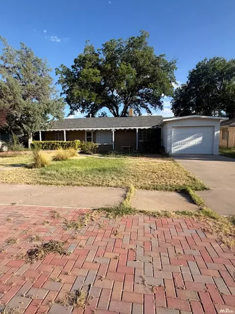 1708 W 3rd St, Roswell, NM 88201