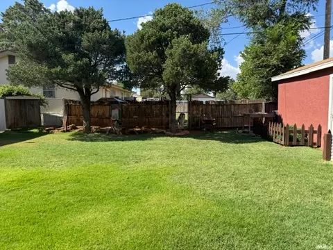 Exterior - 1901 Hull St, Clovis, NM 88101 photo 8 of 18