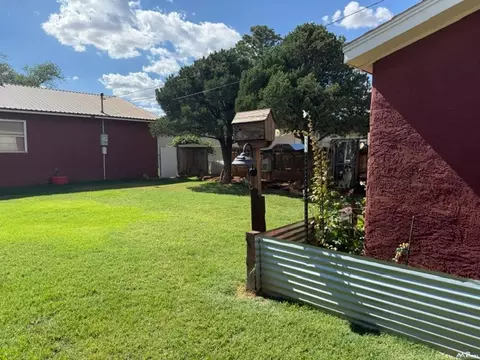 Exterior - 1901 Hull St, Clovis, NM 88101 photo 7 of 18