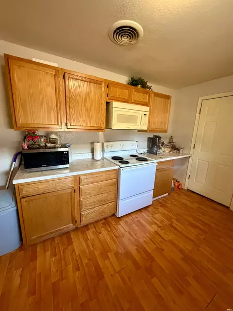 Kitchen - 514 Norris N, Clovis, NM 88101 photo 2 of 3