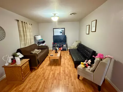 Living - 514 Norris N, Clovis, NM 88101 photo 1 of 1