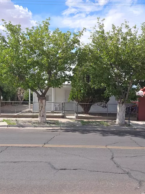 519 W Spruce St, Deming, NM 88030