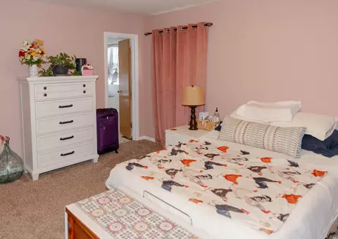 Bedroom - 213 W Christopher Dr, Clovis, NM 88101 photo 5 of 12