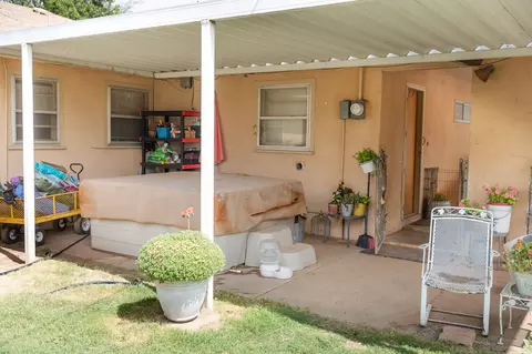 Exterior - 213 W Christopher Dr, Clovis, NM 88101 photo 7 of 12