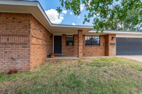 Exterior - 3752 Glenfield Dr, Clovis, NM 88101 photo 8 of 10