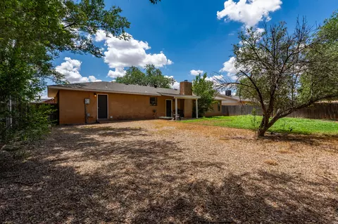 Exterior - 3752 Glenfield Dr, Clovis, NM 88101 photo 7 of 10