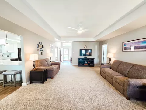 Living - 112 Adkins Ct, Clovis, NM 88101 photo 4 of 6