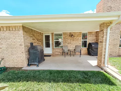 Exterior - 112 Adkins Ct, Clovis, NM 88101 photo 5 of 17