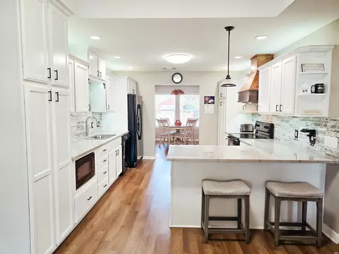 Kitchen - 112 Adkins Ct, Clovis, NM 88101 photo 4 of 5