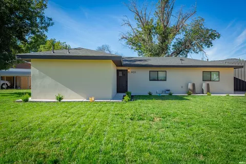 901 Catalina Dr, Artesia, NM 88210