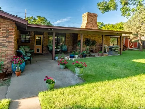 Exterior - 1501 E 21st, Clovis, NM 88101 photo 6 of 21