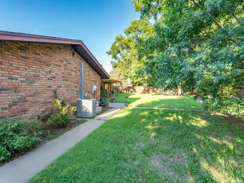 Exterior - 1501 E 21st, Clovis, NM 88101 photo 11 of 21
