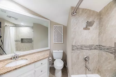 Bath - 3809 Nancy Lopez Dr, Clovis, NM 88101 photo 3 of 3