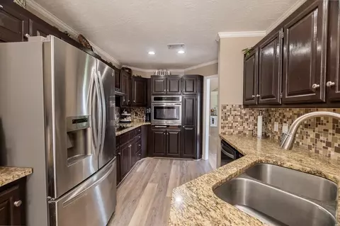 Kitchen - 3809 Nancy Lopez Dr, Clovis, NM 88101 photo 1 of 2