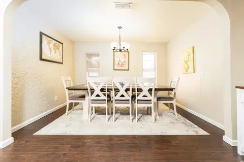 Dining - 2004 Colonial Pkwy, Clovis, NM 88101 photo 1 of 3