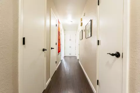 Entry Way - 2004 Colonial Pkwy, Clovis, NM 88101 photo 4 of 4
