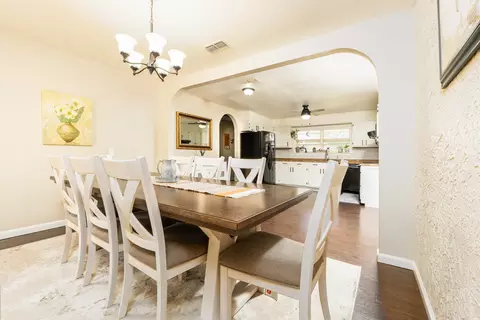 Dining - 2004 Colonial Pkwy, Clovis, NM 88101 photo 3 of 3