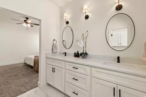 Bath - 228 Abbey, Clovis, NM 88101 photo 2 of 7
